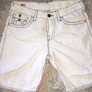 Men’s True Religion shorts size 32
